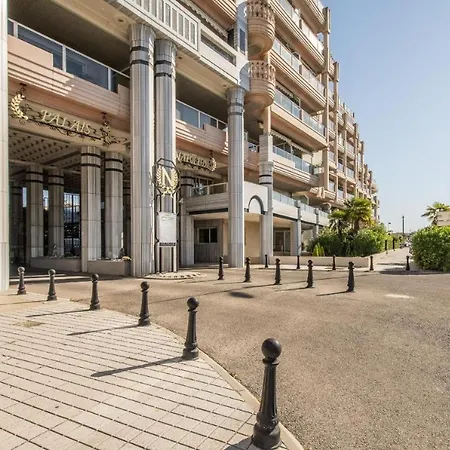 Palais Napoleon Golfe Juan Apartment Vallauris